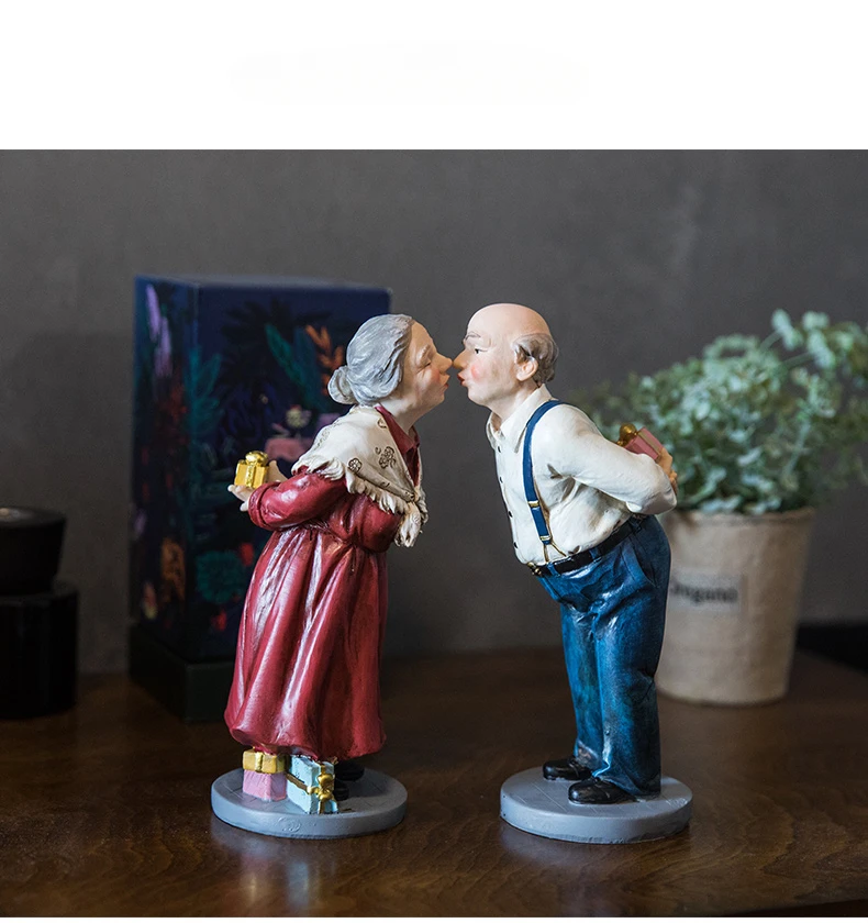   カップル フィギュア 大人気！ミニチュアフィギュア 1/64 ハグ 抱き合うカップル2個セット