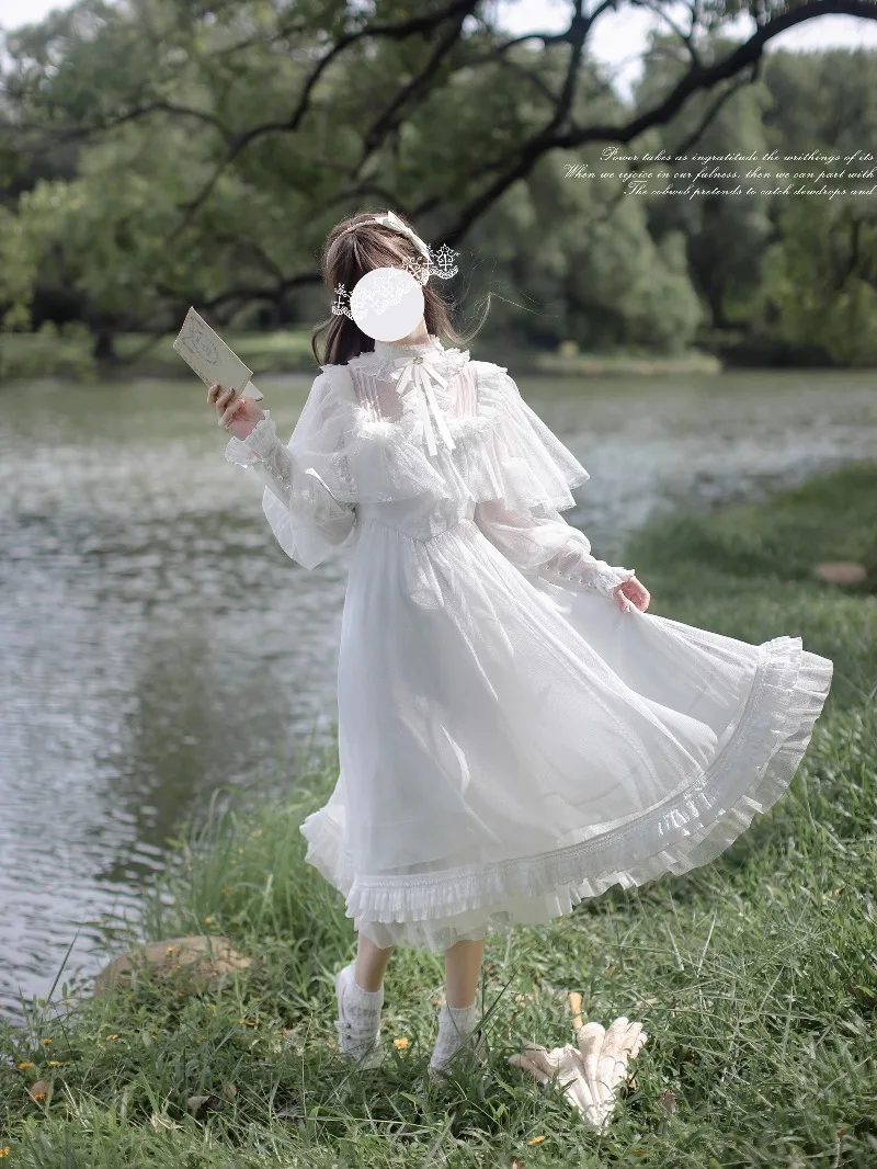 Y2k الأصلي الأبيض النقي الكلاسيكي أنيقة فستان غزل مدبب اليابانية لوليتا نمط الأبيض ضوء القمر كيب شال فساتين طويلة الأكمام