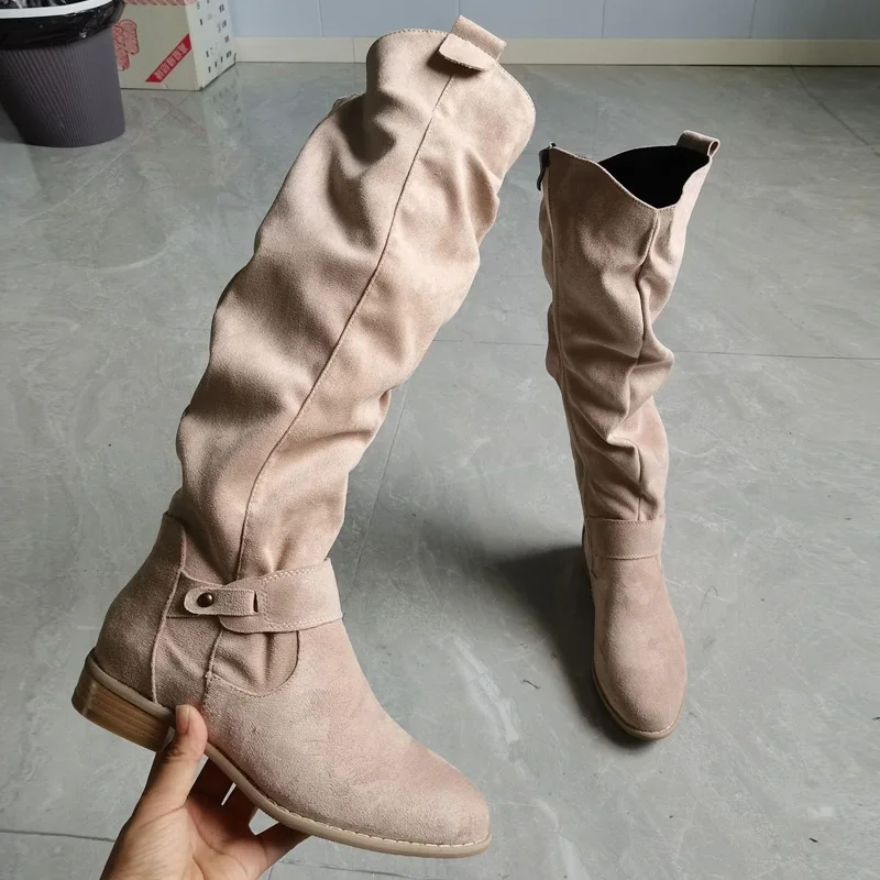 حجم كبير 45 الجلد المدبوغ كعب منخفض أحذية عالية النساء الخريف الشتاء الرجعية Nubuck الجلود منتصف العجل أحذية امرأة قطيع الركبة عالية طويلة Bootie