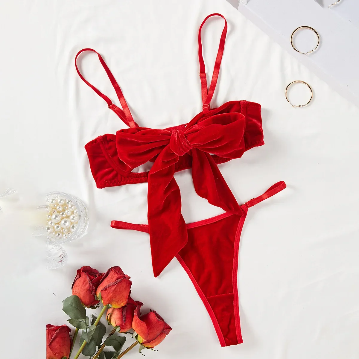 Venda quente sexy vermelho pelúcia oco arco roupa interior erótica conjunto de duas peças acessorios femininos sexy trajes impertinentes corpo terno lingerie