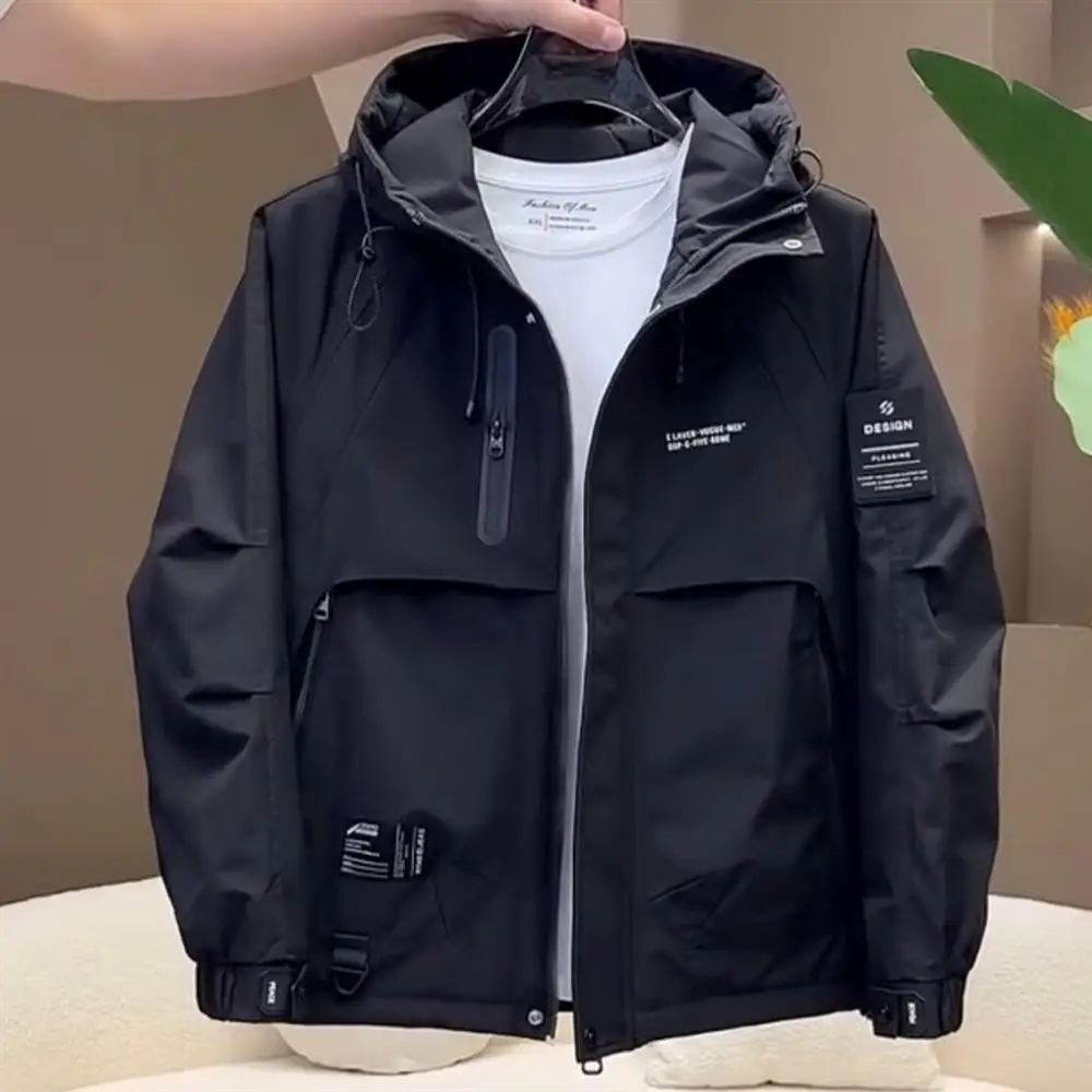 

Высококачественная мужская куртка с капюшоном, новинка 2025 года, ветрозащитная осенне-зимняя верхняя одежда, повседневная одежда из полиэфирного волокна, длинная свеч Zi...