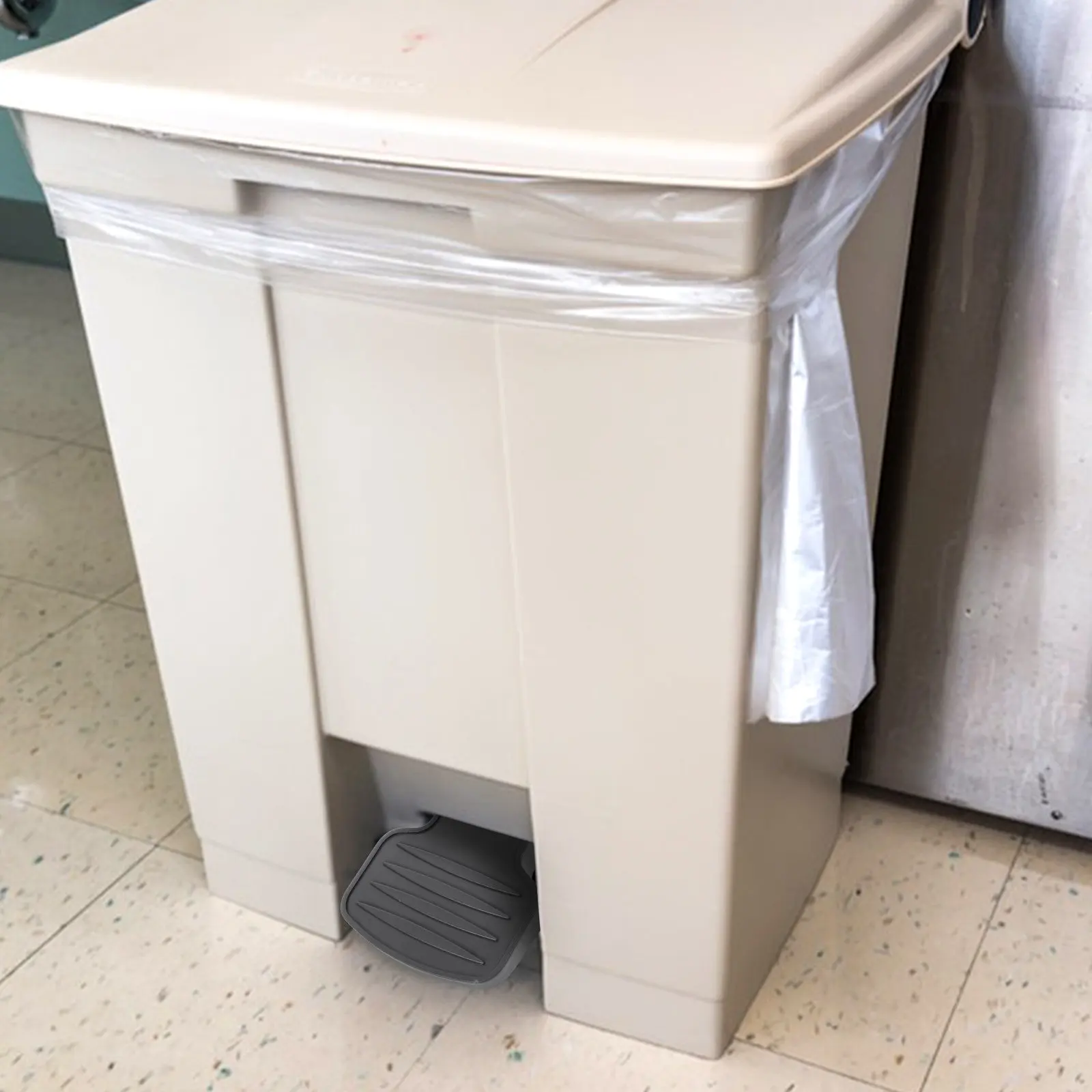 

Большой пластиковый мусорный бак с педалью для улицы, устройство с ножным управлением, работа без рук, простая установка своими силами, для сада, парка, компоста