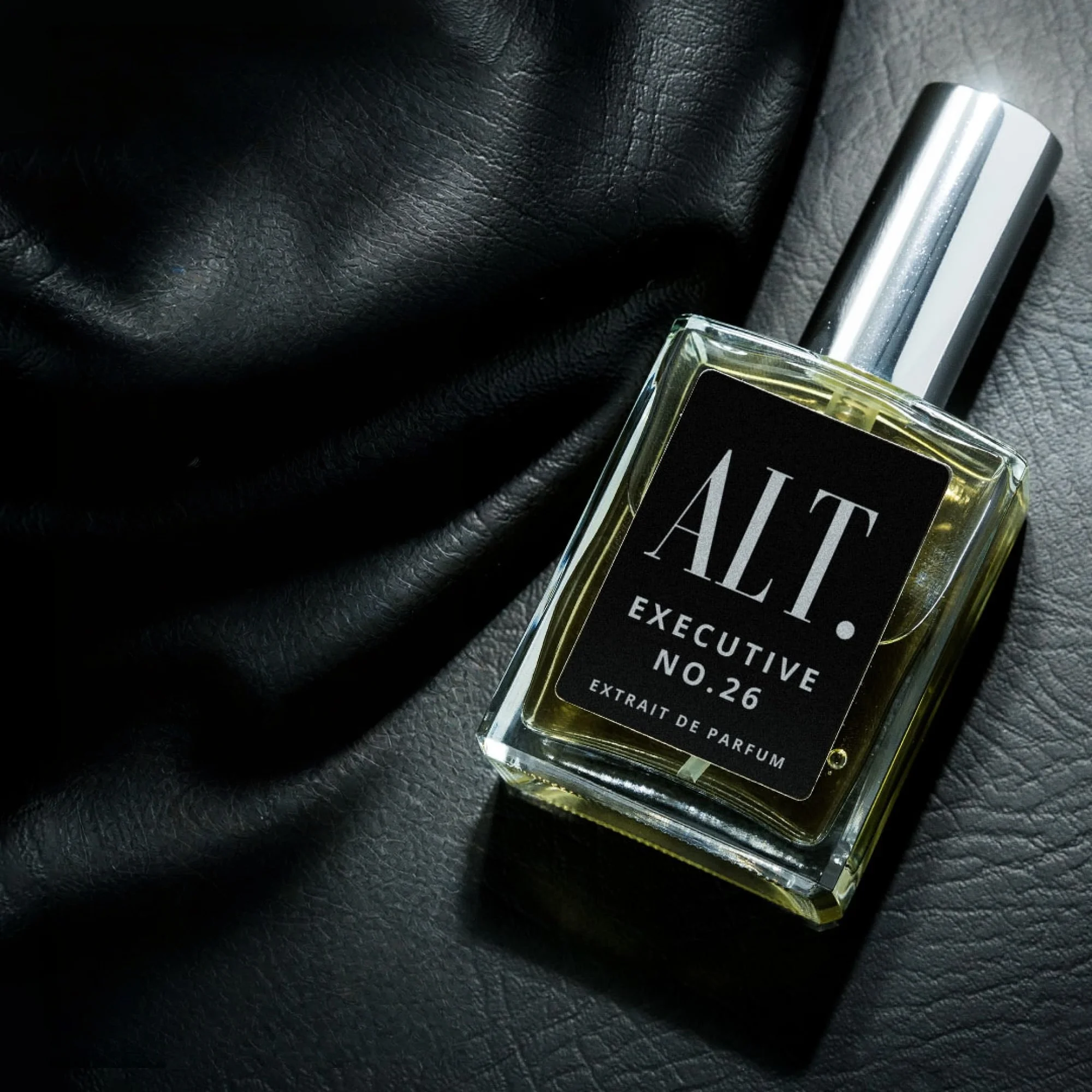 

АЛТ. Парфюмерная вода Executive No.26 EDP – Изысканный фруктово-древесный аромат, идеальный подарок