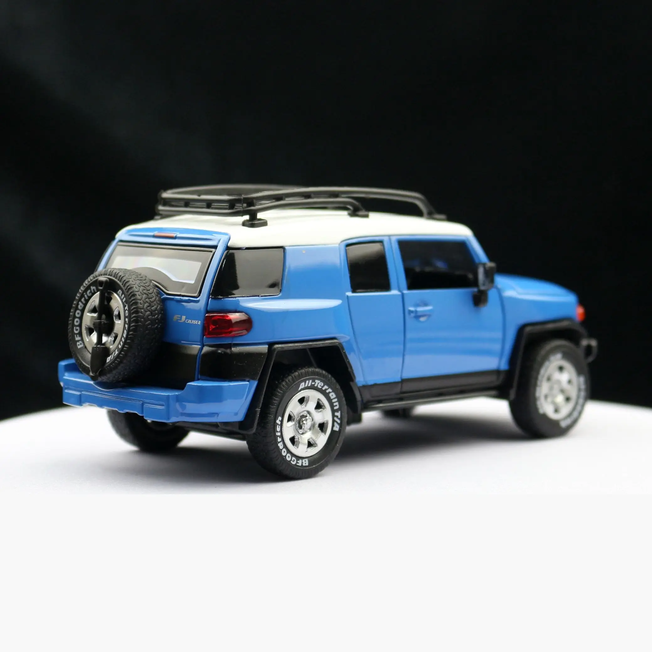 1:32 TOYOTA Land Cruiser FJ Camping Car Toy Model For Children Diecast Alloy Off Road Miniature Collection Pull Back Gift Boys