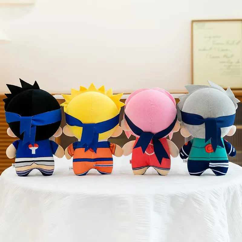 Naruto Anime giocattoli di peluche carino Sasuke Sakura Plushie Kawaii Kakashi roba morbida arredamento della camera delle bambole per il regalo di compleanno