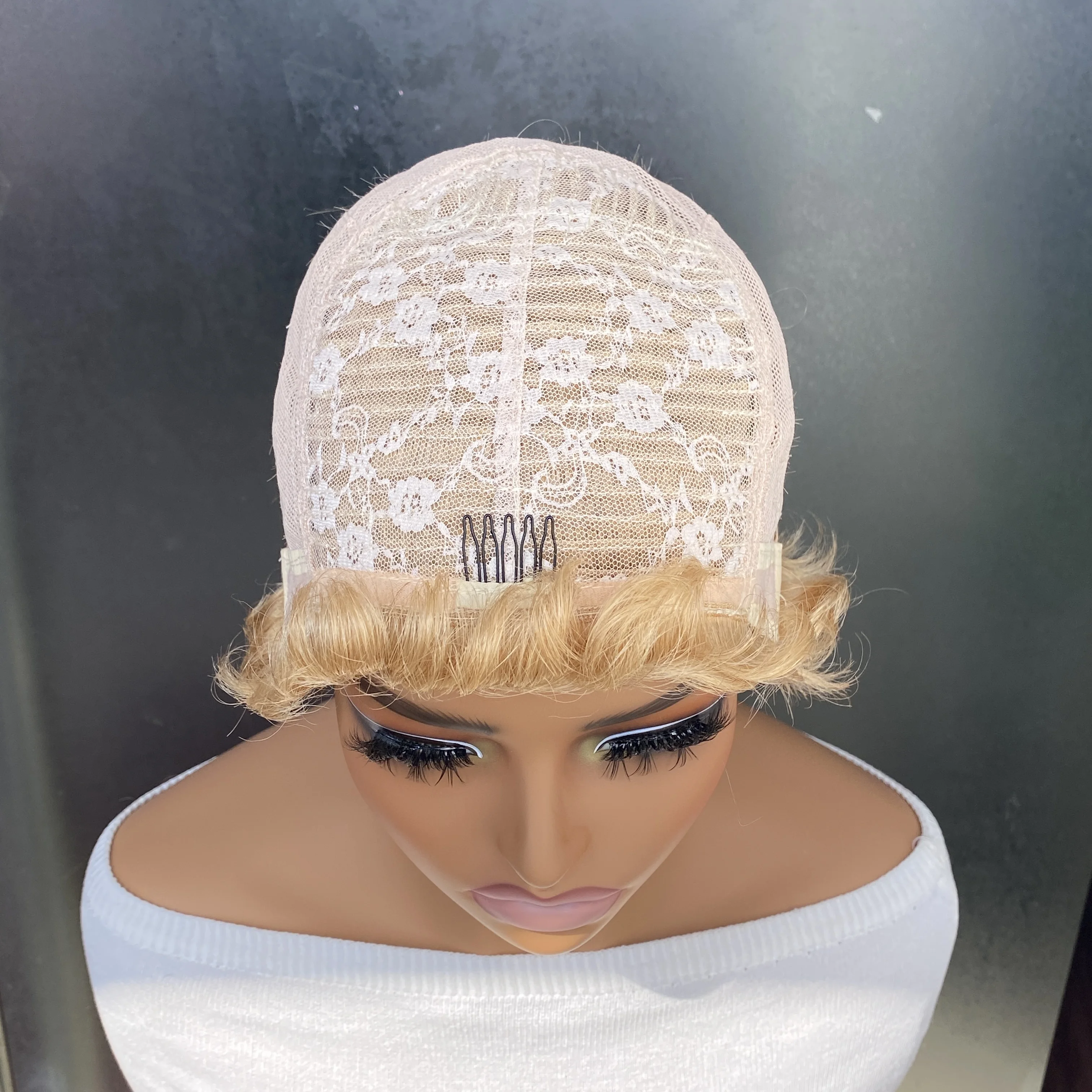 613 Blonde Color Straight Human Hair Wig for Women Pixie Cut Wig Full Machine Made Wig 150% Density 6Inch