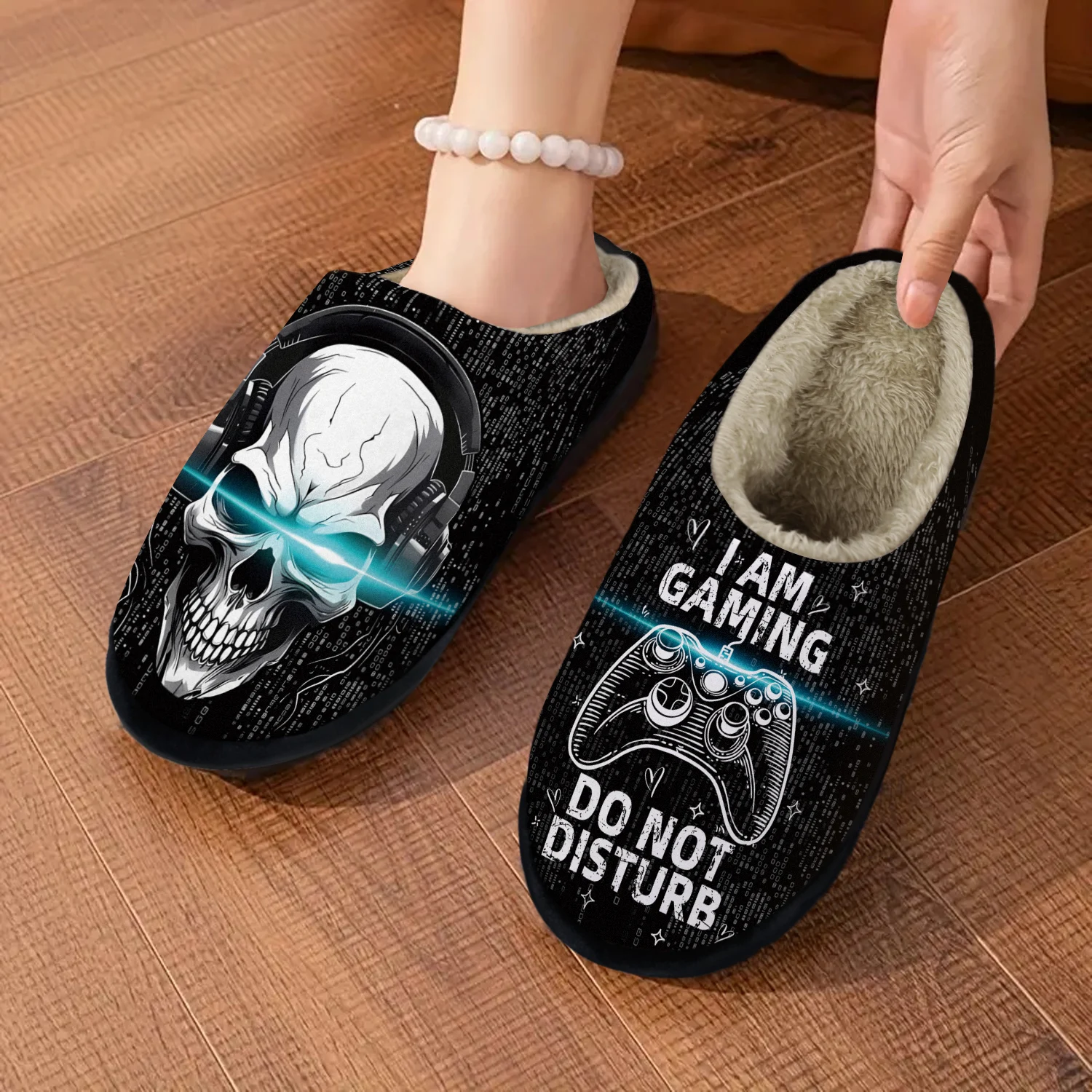 

Women's Non-Slip House Shoes - Winter Slippers with Anti-Slip Rubber Sole, Soft Fabric Upper & Plush Interior - Cushioned insole