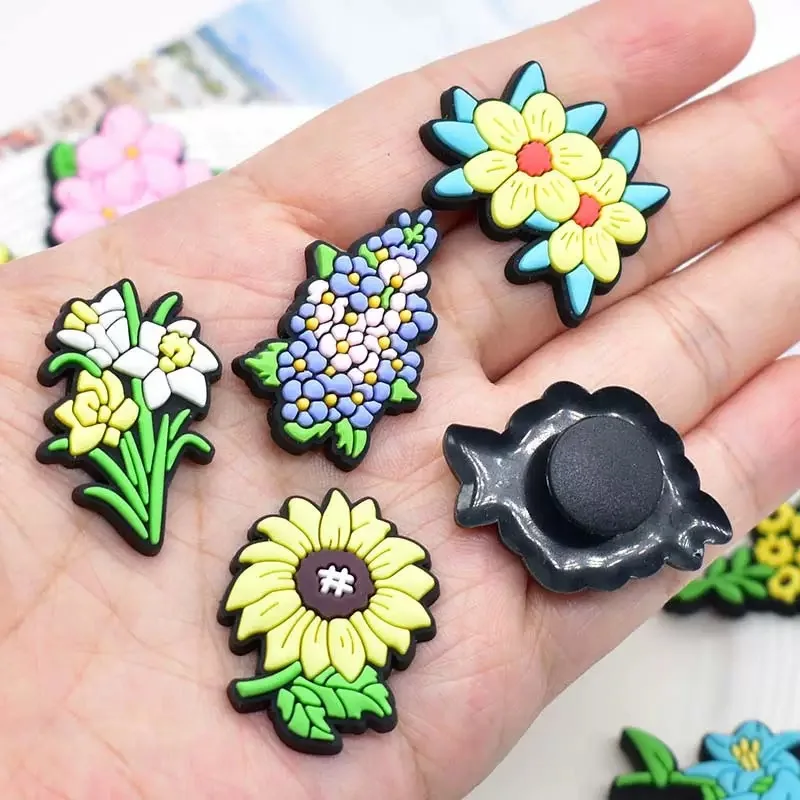 1/18Pcs Rose Lotus Sunflowers PVC Shoe Accessories Beautiful Flowers Sandals Buckle Charms Fit Girls Holiday Gift