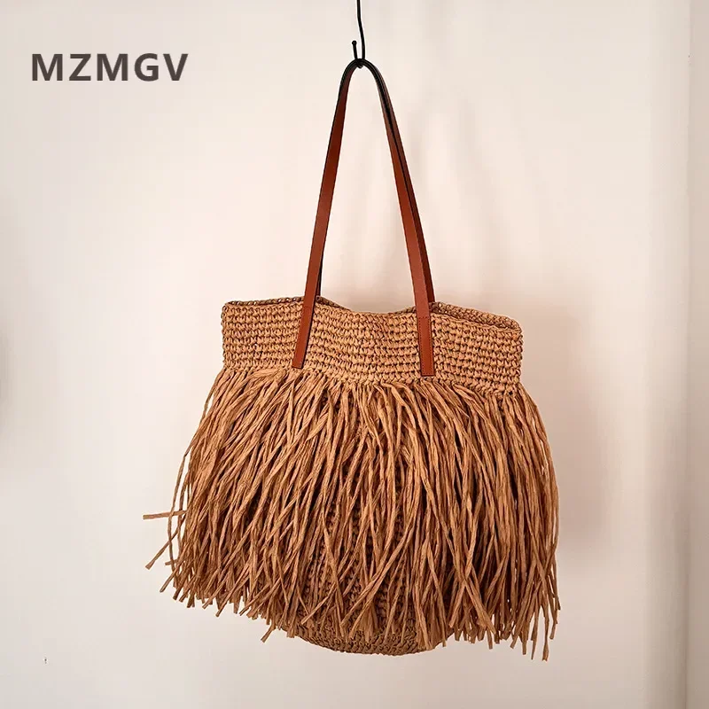 

New Summer Beach Vacation Papyrus Woven Women's Bag Ethnic Style Large Capacity Tassel Single-shoulder Bucket Bag Hot Sell