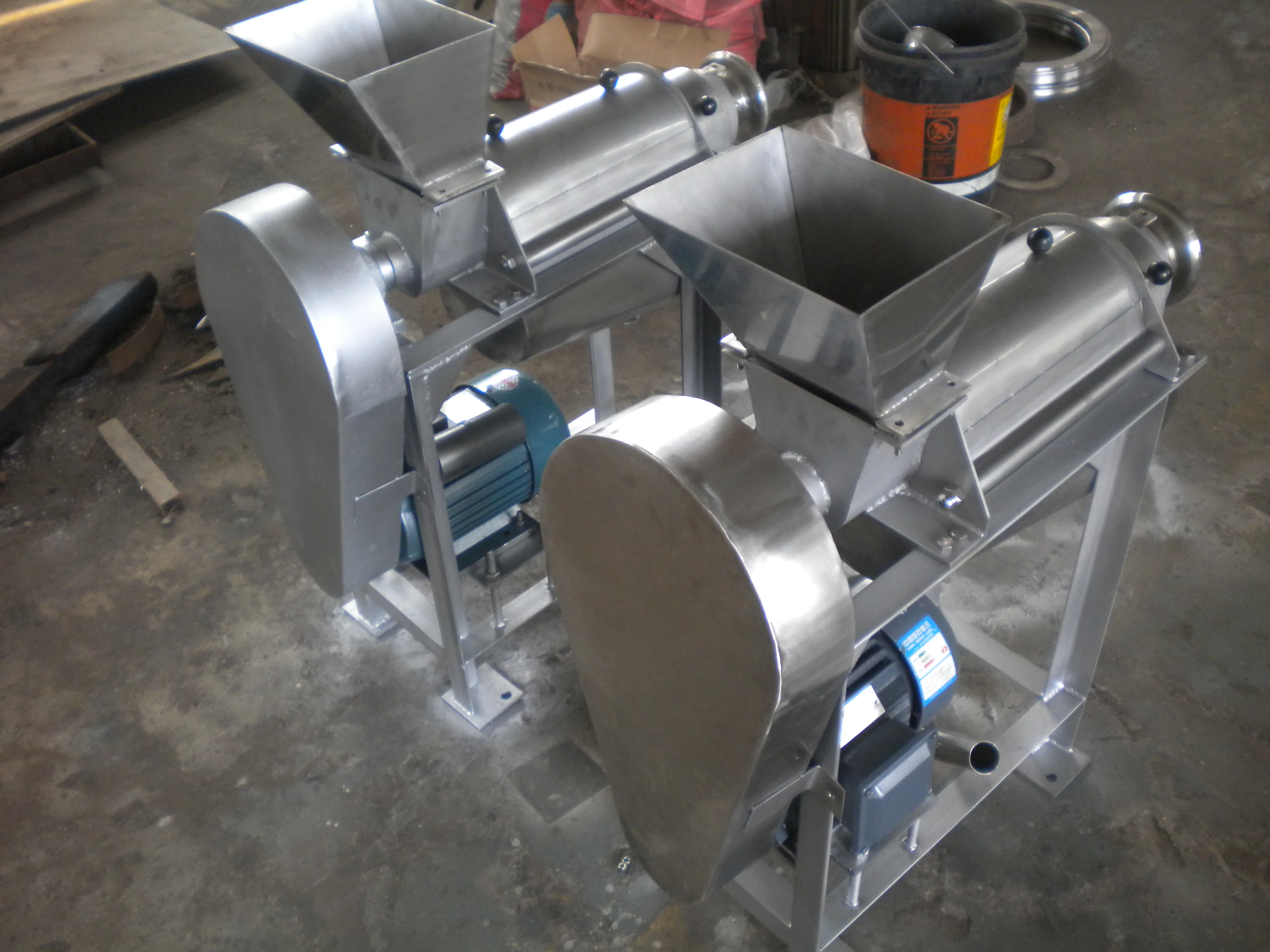 Saftprozessor aus Edelstahl, Gemüse- und Obstprozessor zum Entsaften