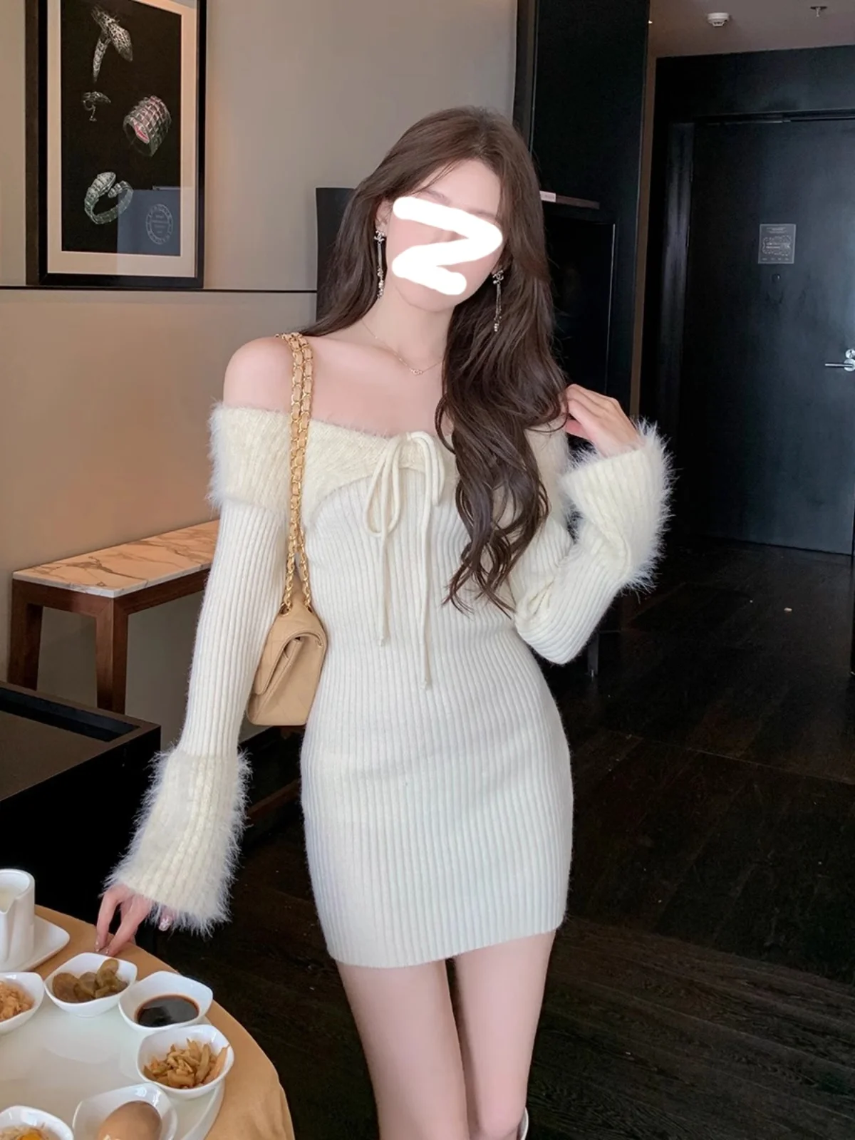 

Sexy Knitted oulder Bared Dr in Beige Color Slim Fit Autumn Winter ort Length Highlighting Body ape Dr