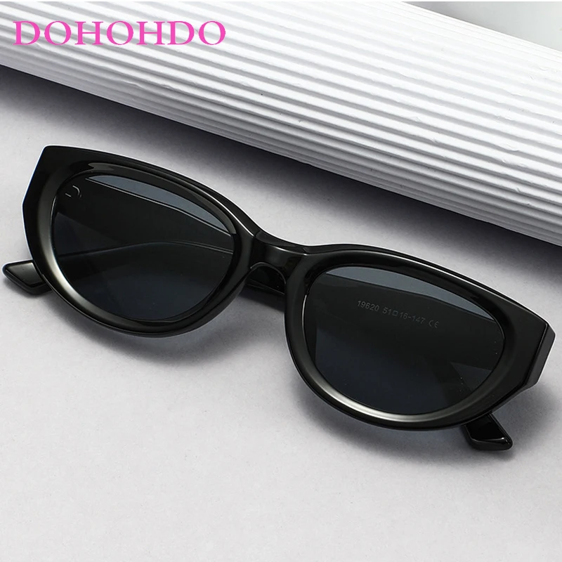 

DOHOHDO Fashion New Candy Color Women Cat eye Sunglasses Vintage Shades UV400 Rivets Decorate Eyewear Men Sun Glasses Outdoor