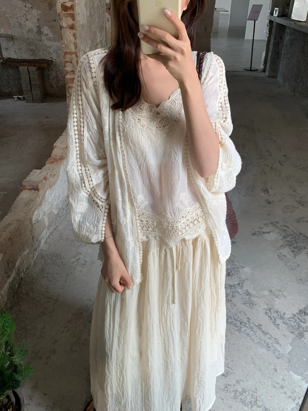 

Korean Style Lace Hollow out Hook Flower Strap Vest Top Women's Summer Sun Protection Two Piece Set Long Sleeve V Neck Commut...