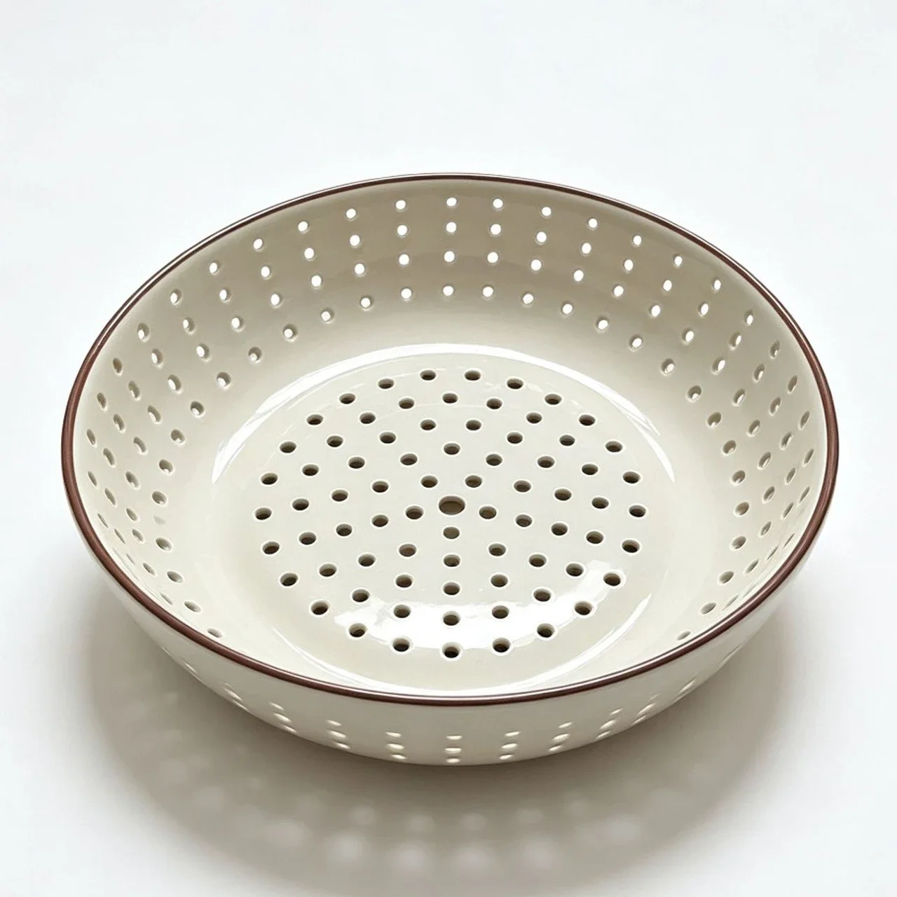 Ceramic Colander Strainer Bowl Round Perforated Fruit Vegetable Washing Bowl with Brown Rim Kitchen Drain Basket Food Filter