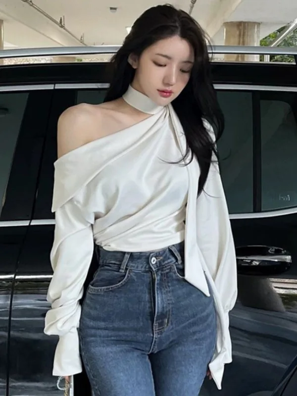 

2024 Autumn/winter Korean Version New Skew Collar Off Shoulder Long Sleeve Blouse Women Pleated Cinching Waist Slim Top MHDE