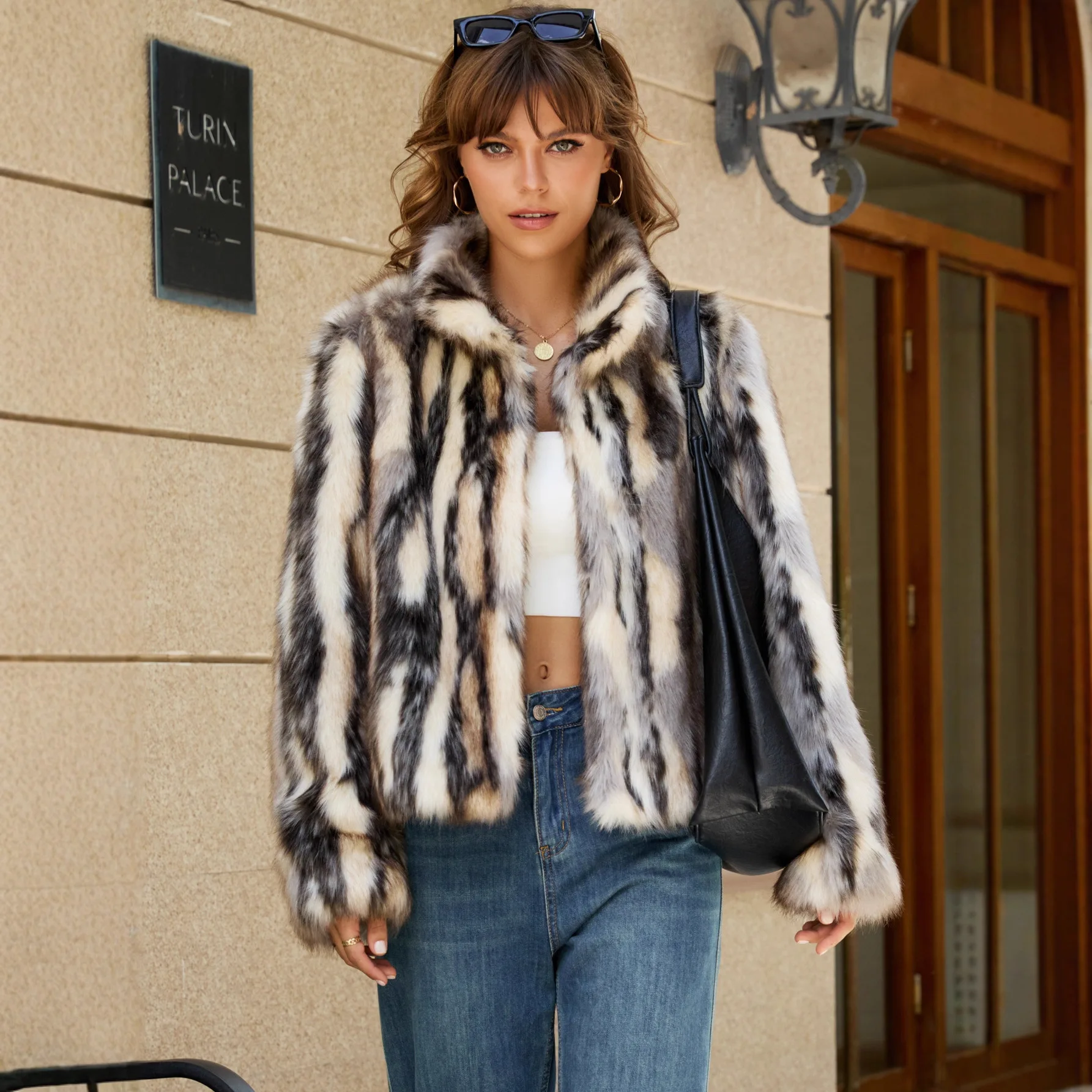 New Fashion Autumn Winter Women's Color-coded Casual Trendy Loose Turn-down Collar Long Sleeve Faux Fur Coats Female Clothes Top
