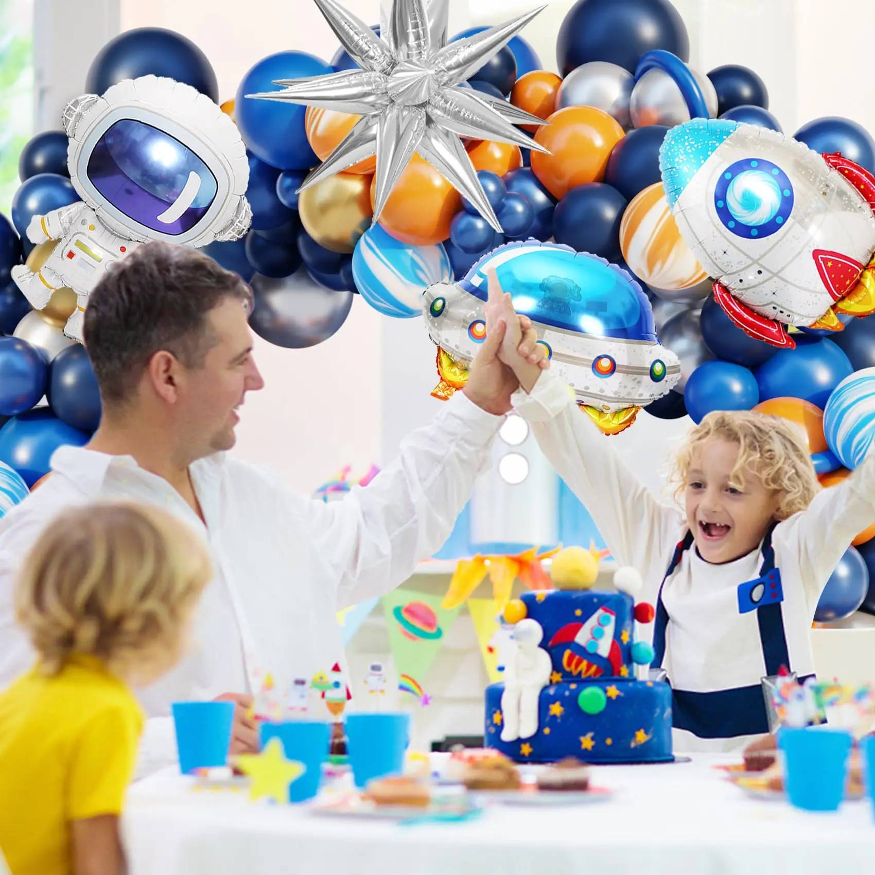 138Pcs Space Party Decorations Balloon Garland Kit  Foil Rocket Astronaut Latex Balloons for Boys Kids Birthday Party decoration