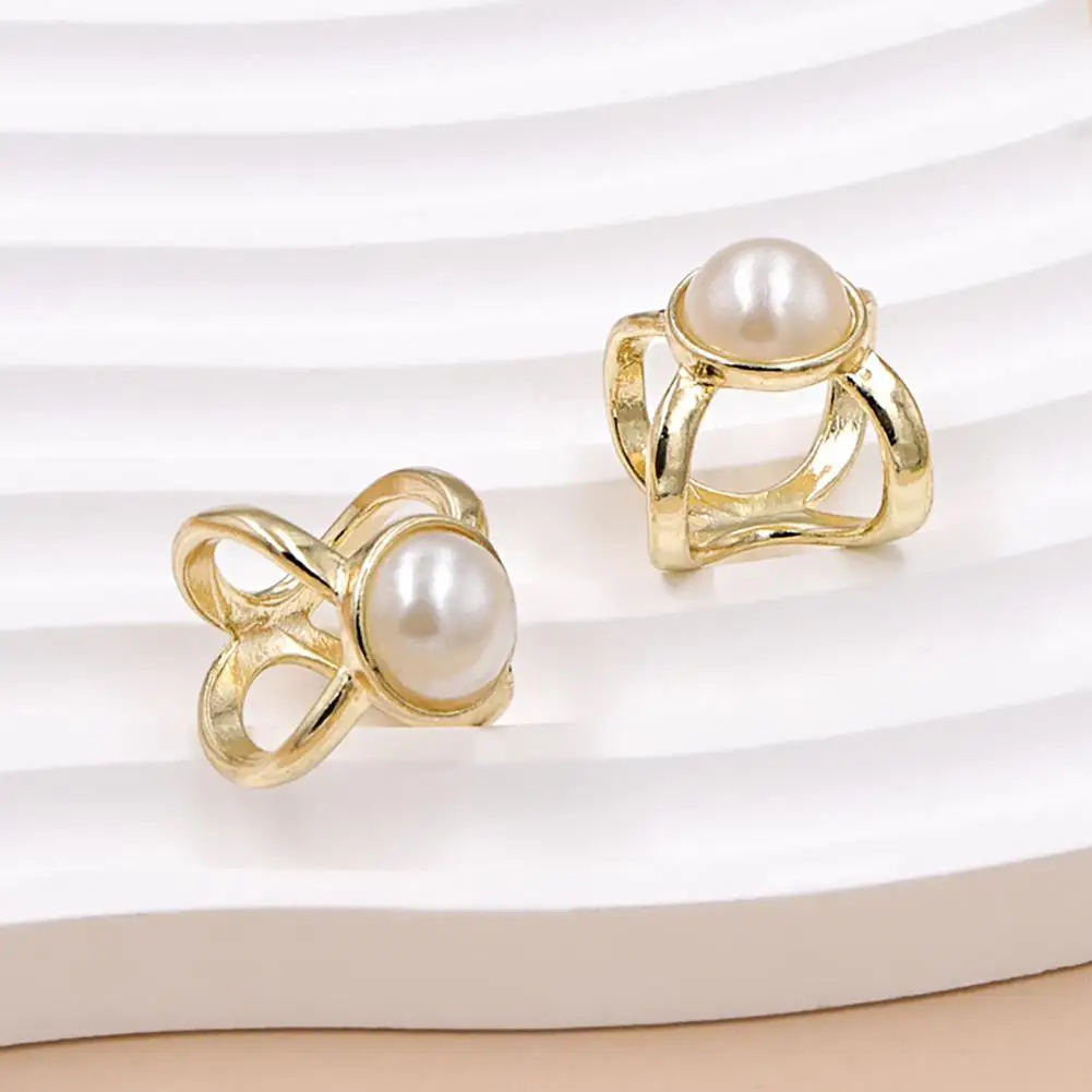 Dainty Scarf Slide Metal Pearl Scarf Ring Exquisite Scarf Buckle Clip Decorative Pin for Women Fashion Silk Slide Shawl