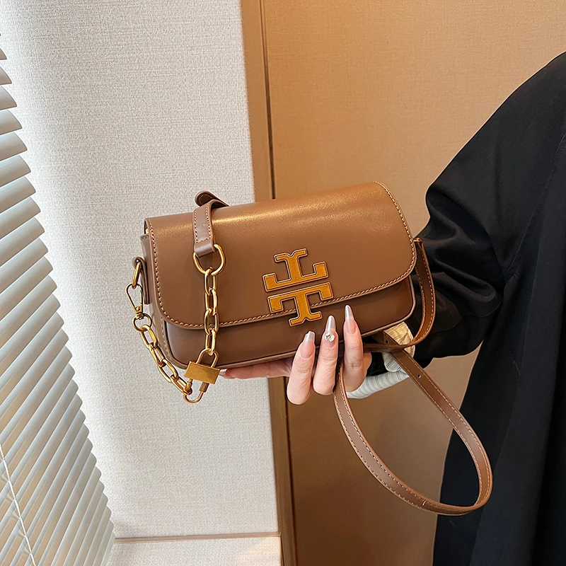 กระเป๋าสะพายข้างสายโซ่ผู้หญิงหนัง PU คุณภาพสูง กระเป๋าสตางค์สำหรับงานปาร์ตี้สุดอินเทรนด์ กระเป๋าสะพายไหล่ผู้หญิงแบบคลาสสิกและสะดวกสบาย