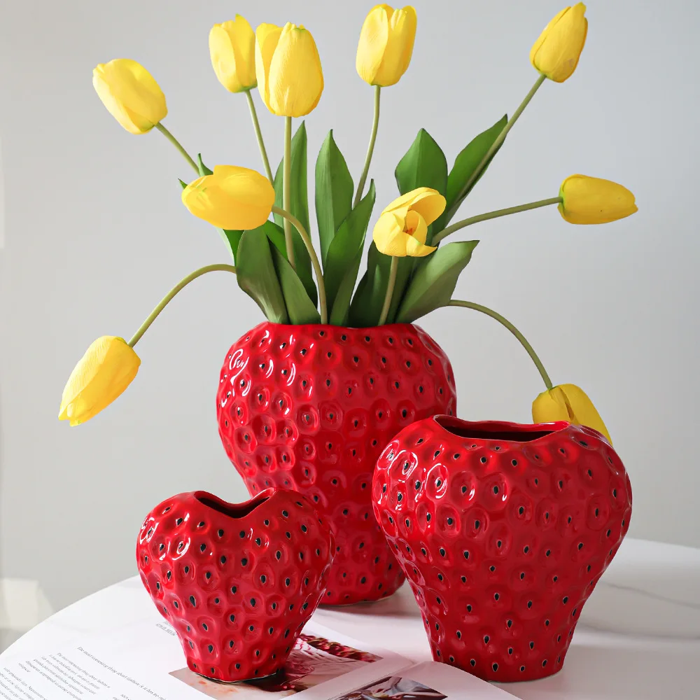 Strawberry Flower Vase Creative Ceramic Large Plant Pot Living Room Decoration Flower Vase Fruit Planter Art Ornament Gift