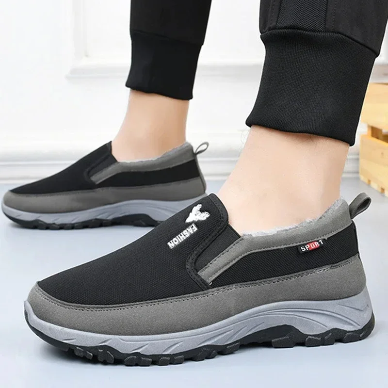 Men Tennis Shoes Warm Breathable Soft Bottom Non -Slip Casual Shoes Plus Velvet Comfort Slip-On Walking Winter Vulcanized Shoes