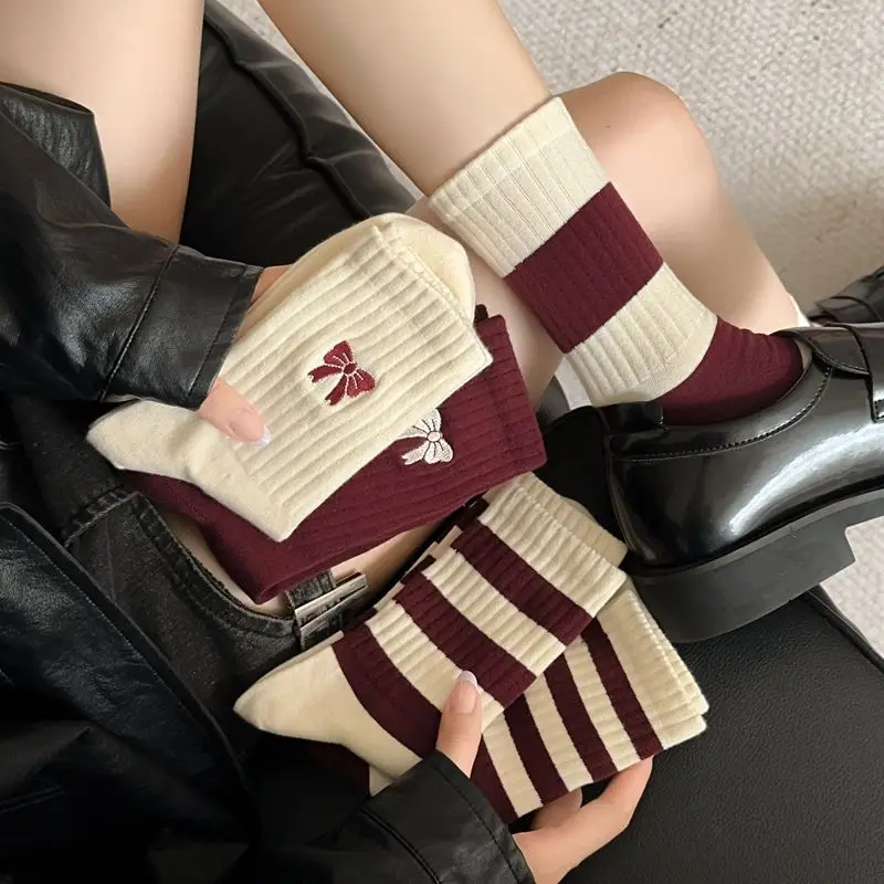 Trendy Women's Socks Autumn Red Girls Embroidery Bow Cute Socks Long Breathable Cotton Female Elastic Striped Socks Korean Style