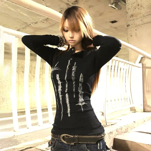 Imagen 2 del producto Karrcat-Tops de punto con estampado de tatuaje de estética Grunge, camiseta de punto de manga larga Trashy Y2k, Top gótico Vintage con botones, Retro americano