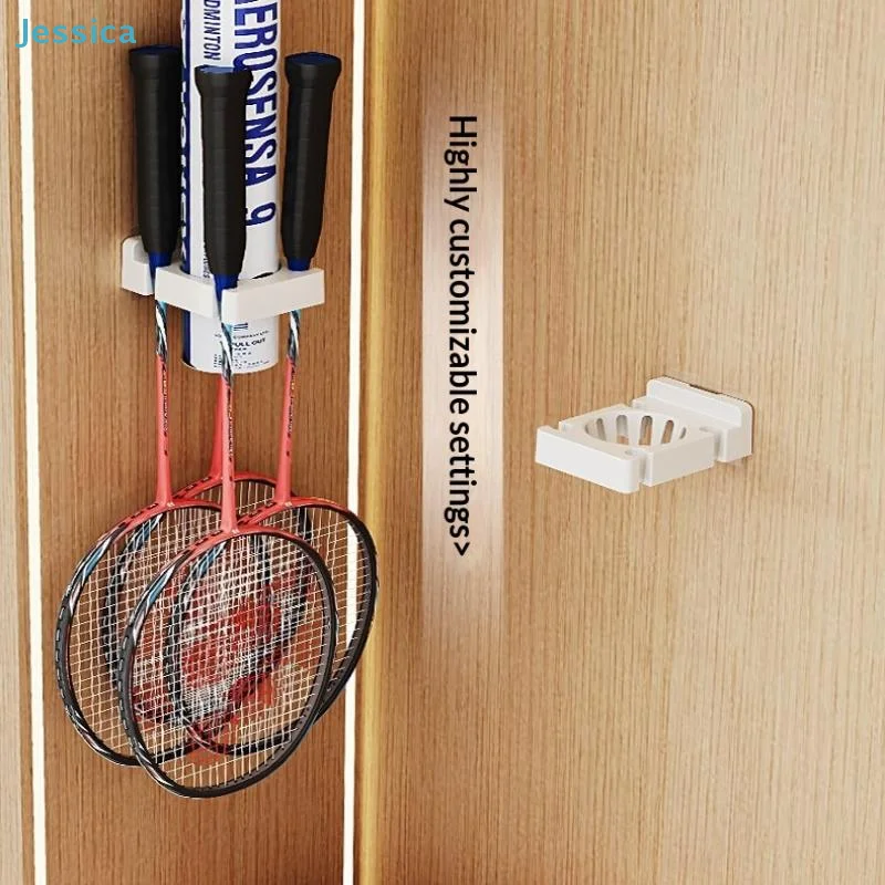 〔Jessica〕Wandmontierter Badmintonschlägerhalter – Bohrfreies Aufbewahrungsregal für Schläger und Federballröhren