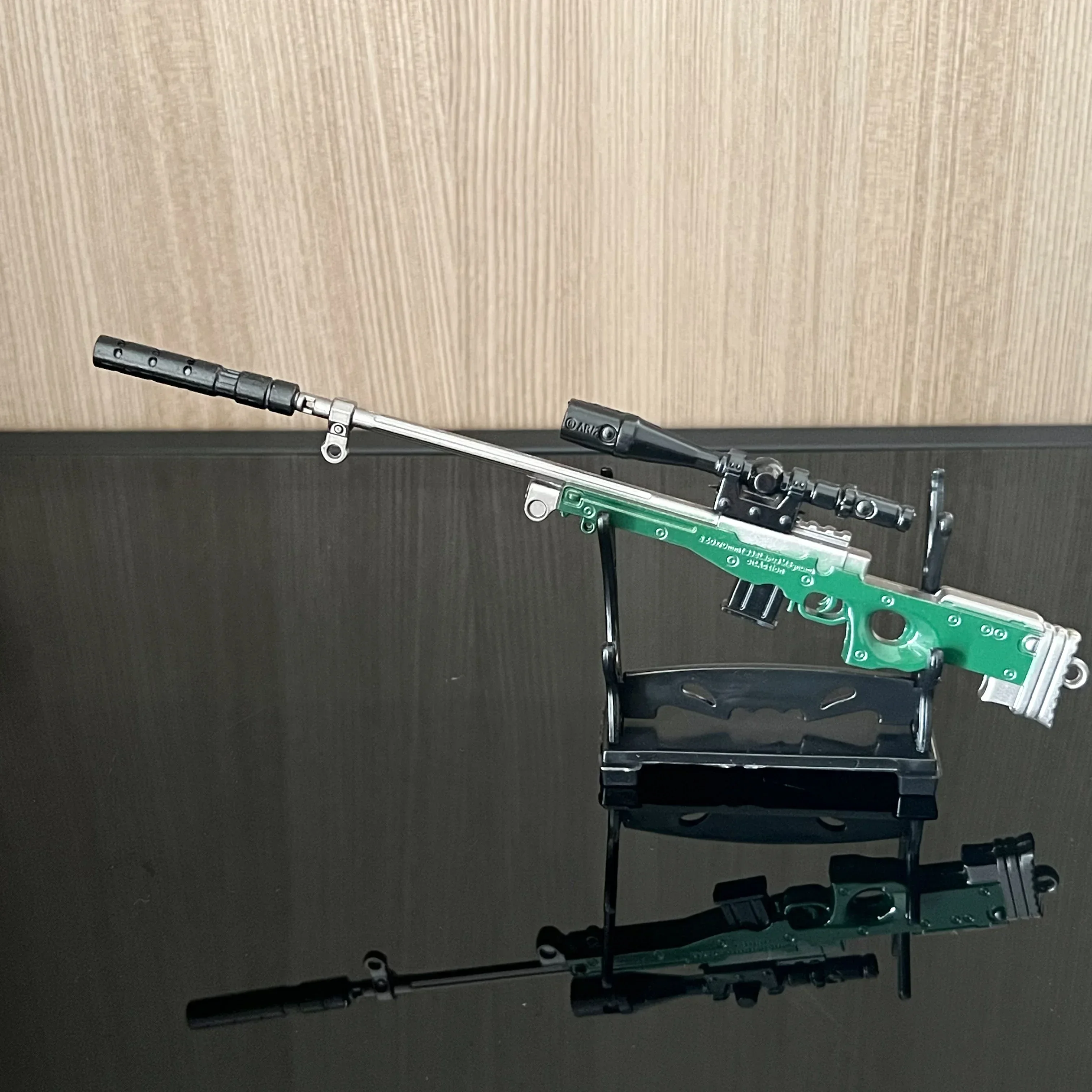 سبيكة بندقية نموذج صغير M416 مسدس لعبة 20 سنتيمتر أغسطس مسدس لعبة سطح المكتب زينة زخرفية الصبي الكبار هدية الكريسماس