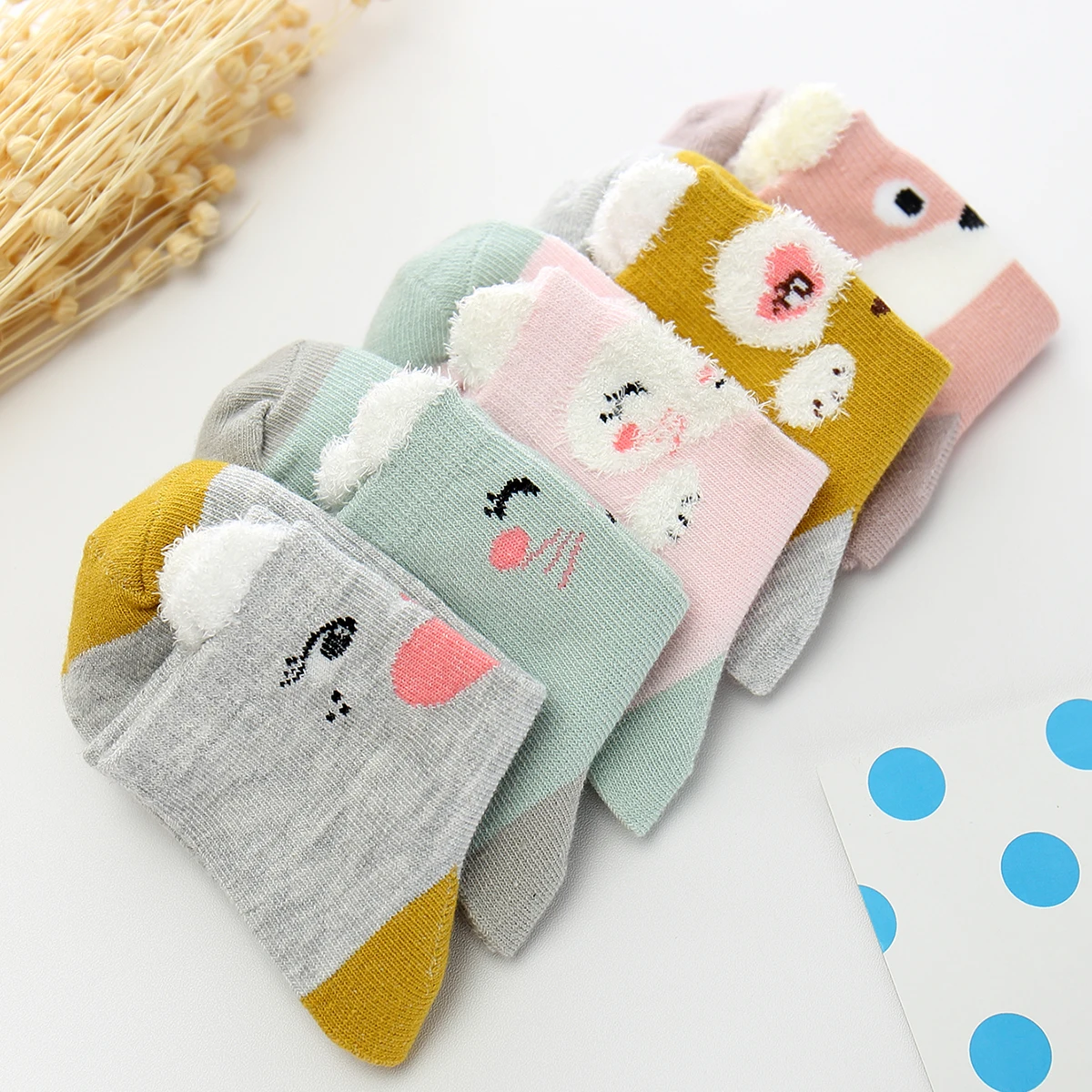 5 أزواج من الجوارب النسائية القابلة للتنفس لمنتصف الساق، جوارب كاجوال مريحة بنمط كرتوني، جوارب لطيفة