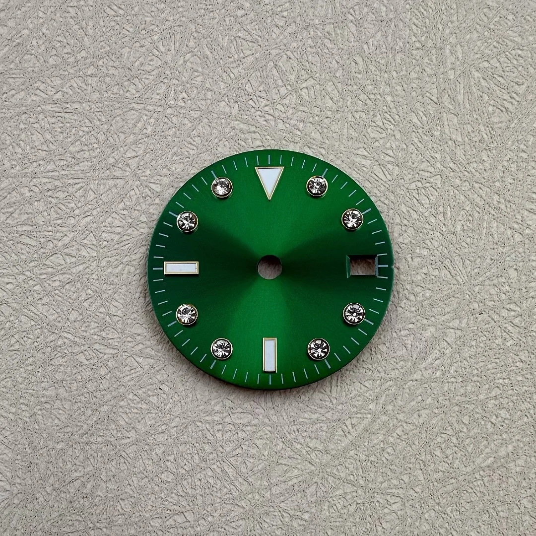 28.5mm water ghost diamond dial modified sun pattern to fit NH35/36 movement green luminous