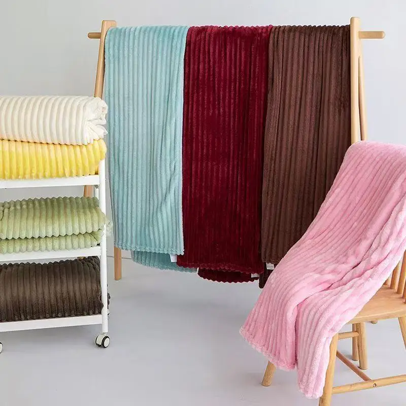 Mini 70x100cm Flannel Blanket，Warm Coral Fleece Throw Blanket for Bed Sofa Winter Sheet Bedspread