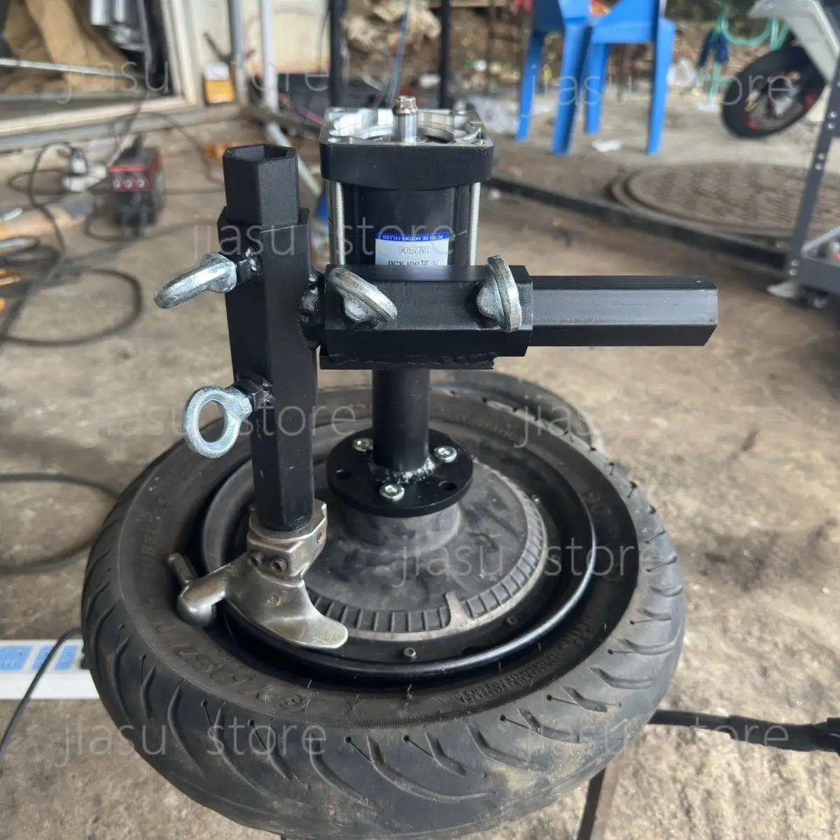 

Electric vehicle tire installation vacuum tire pick machine suitable for 3 hole 5.7/7 hole spacing disc brake hub motor
