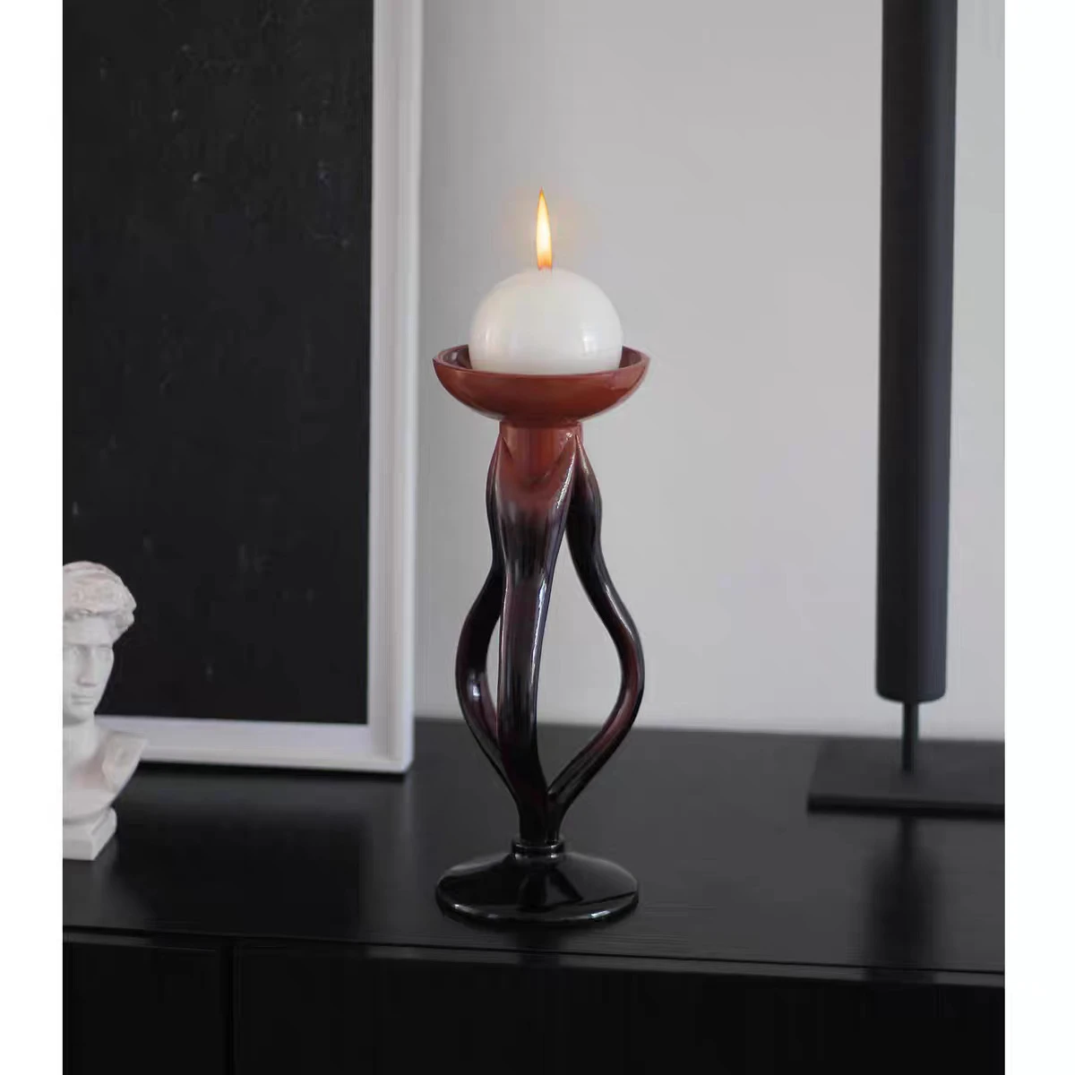 Candle Holder Aesthetic Minimalist Art Resin Candlestick Home Homestay Hotel Aromatherapy Candlestick Ornament