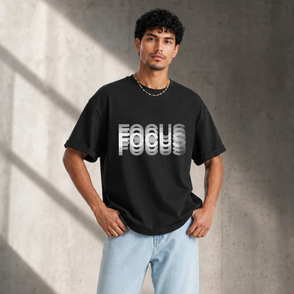 Cotton T-Shirt with Bold Gradient Focus Print Crew Neck Short Sleeve Lightweight Tee for Men Women Minimalist Style Mens T Shirt