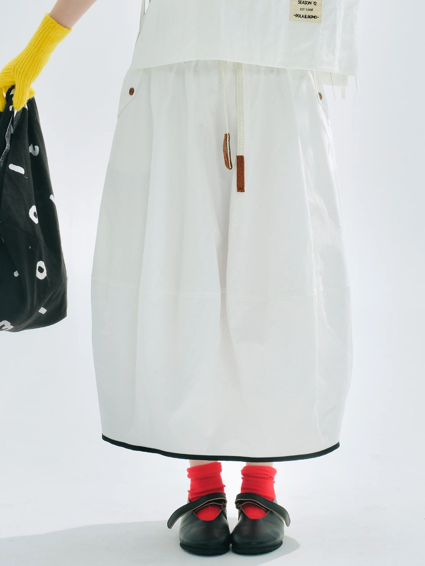 

imakokoni 2025 Early Autumn Artistic Cotton Blouse Plaid Workwear Mid-Length High-Waist Balloon Skirt255168