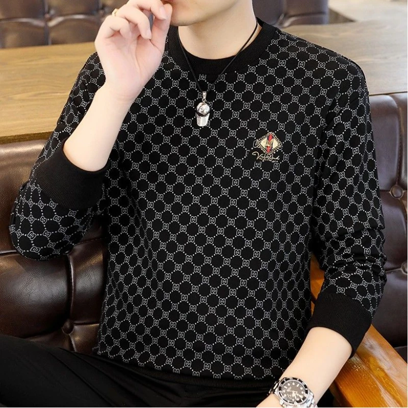 Autumn Business Men's New Hoodie with Checkered Print Round Neck Long Sleeved Handsome and Versatile Slim Fit Top