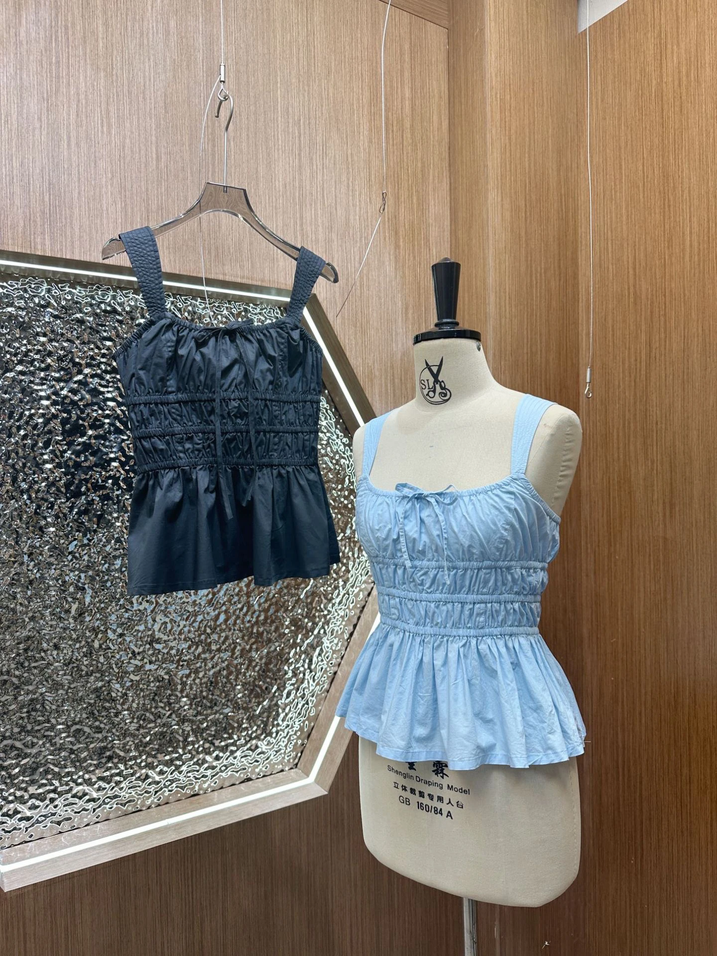 

Сладкий и пряный дизайн, укороченный топ, жилет с ремешком, золотой лотос, женская летняя хлопковая верхняя одежда, цельная