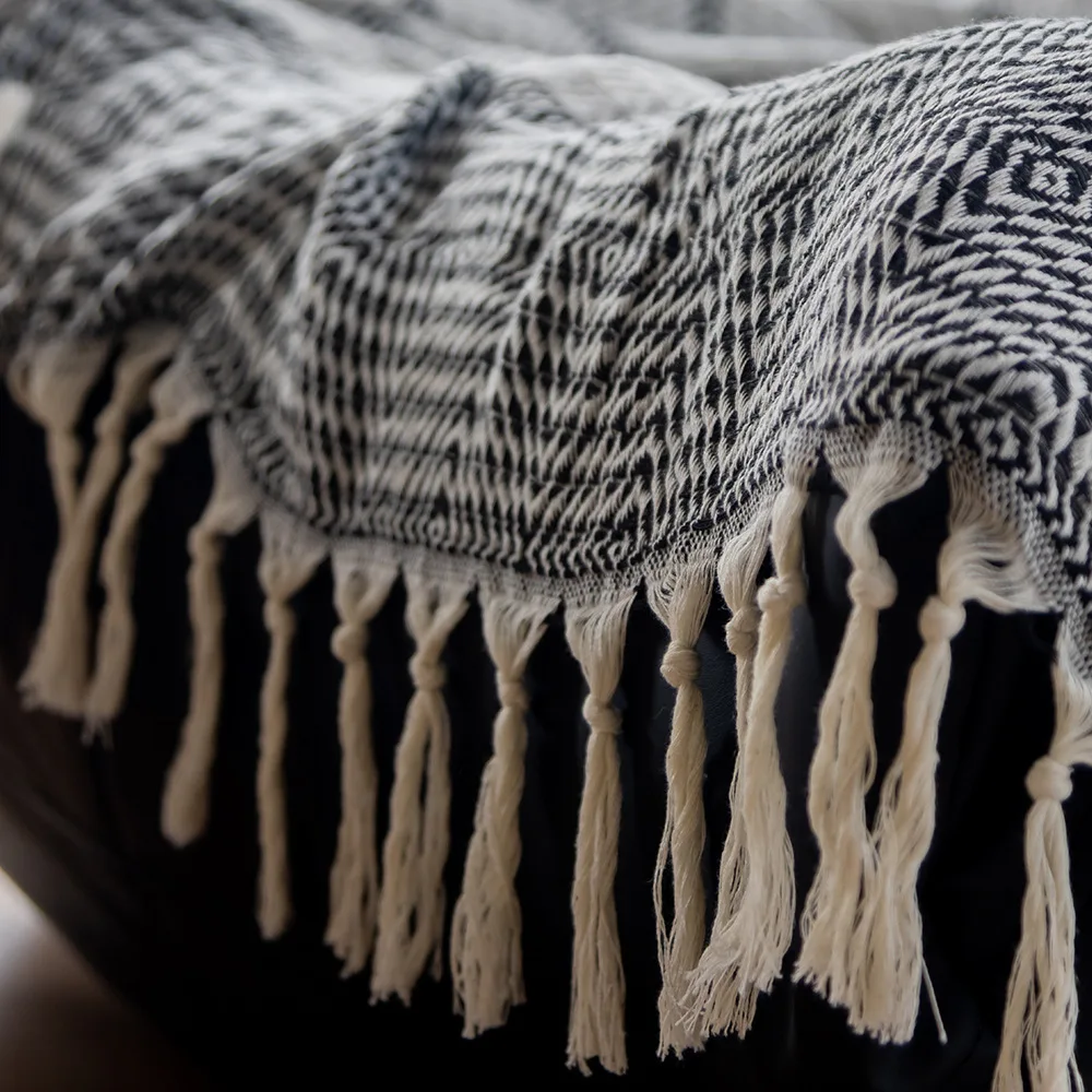 Turkish Style Cotton Blanket 130x180cm with Tassel Soft Thick Warm Throw Blanket for Sofa Bed Home Decor