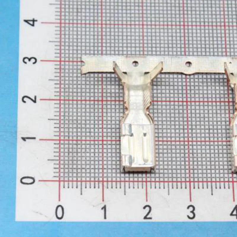 1Pcs/Lot 1318696-6 …