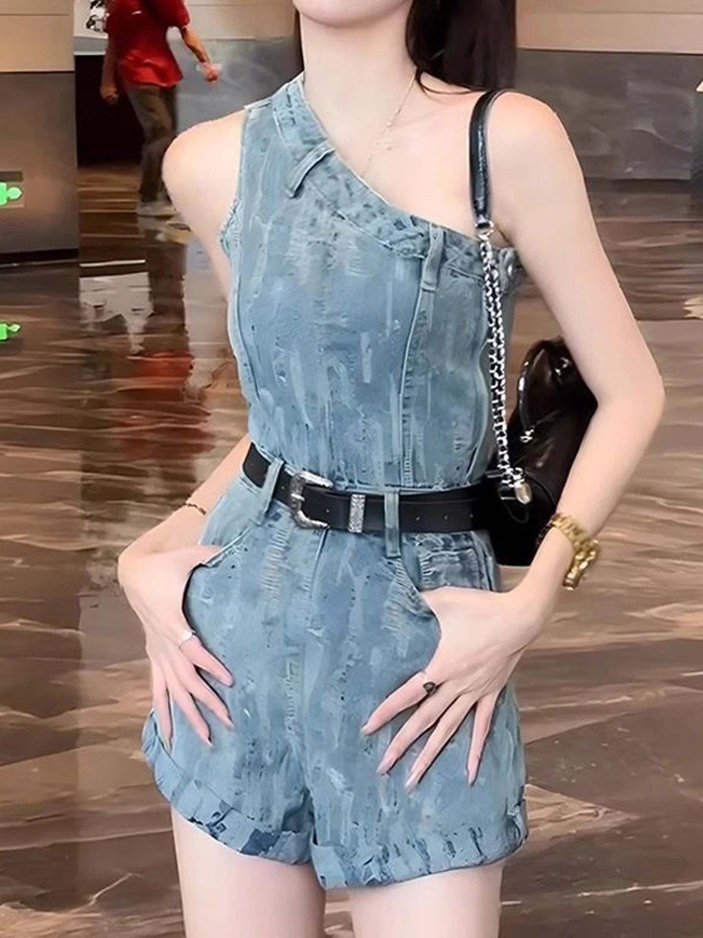 Retro Diagonal Shoulder Design Denim Jumpsuit Women's Loose High Waist Slimming Cuffed Wide Leg Shorts Elegant Style