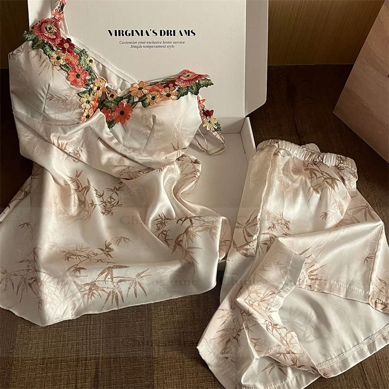 New Chinese Style Cami Top Shorts 2Pcs Satin Pijama Mujer Embroider Flower Homewear Lingerie Summer New Satin Pyjamas Femme