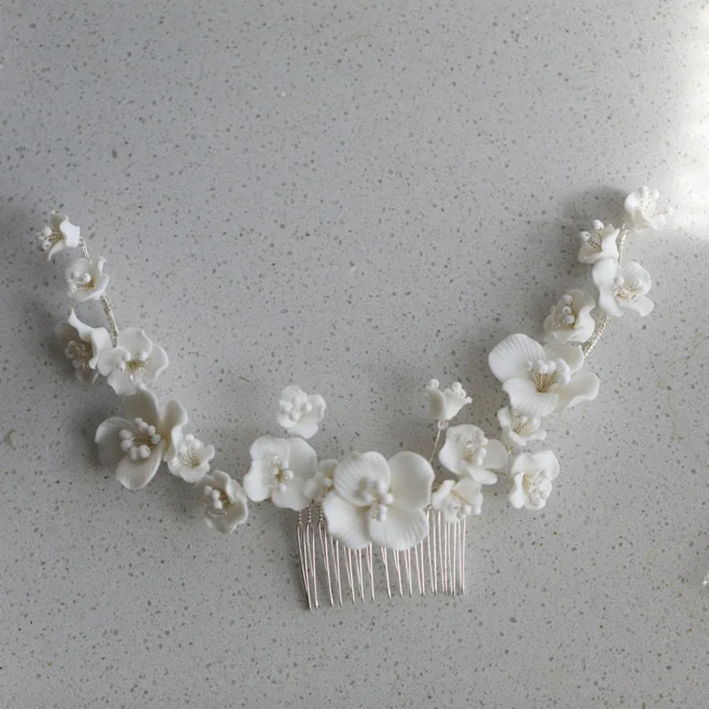 

SLBRIDAL Handmade Alloy Rhinestones Porcelain Flowers Pearls Bridal Hair Comb Wedding Hair Headdress Accessories Women Jewelry
