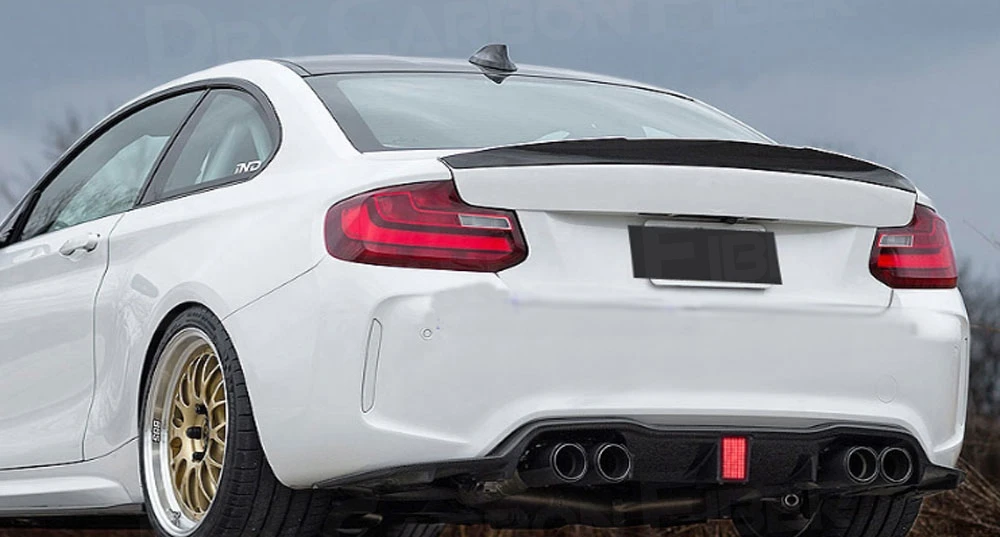 

JCYECF Dry Carbon Fiber Rear Diffuser With LED Lamp for BMW 2 Series F87 M2C Coupe 2 Door 2016 2017 2018 Bumper Lip Guard