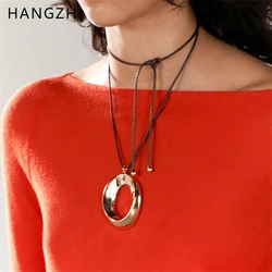 HANGZHI Vintage Oval Hollow Metal Pendant Necklace Long Rope Chain Y2K Charm Jewelry for Women Men 2024 New