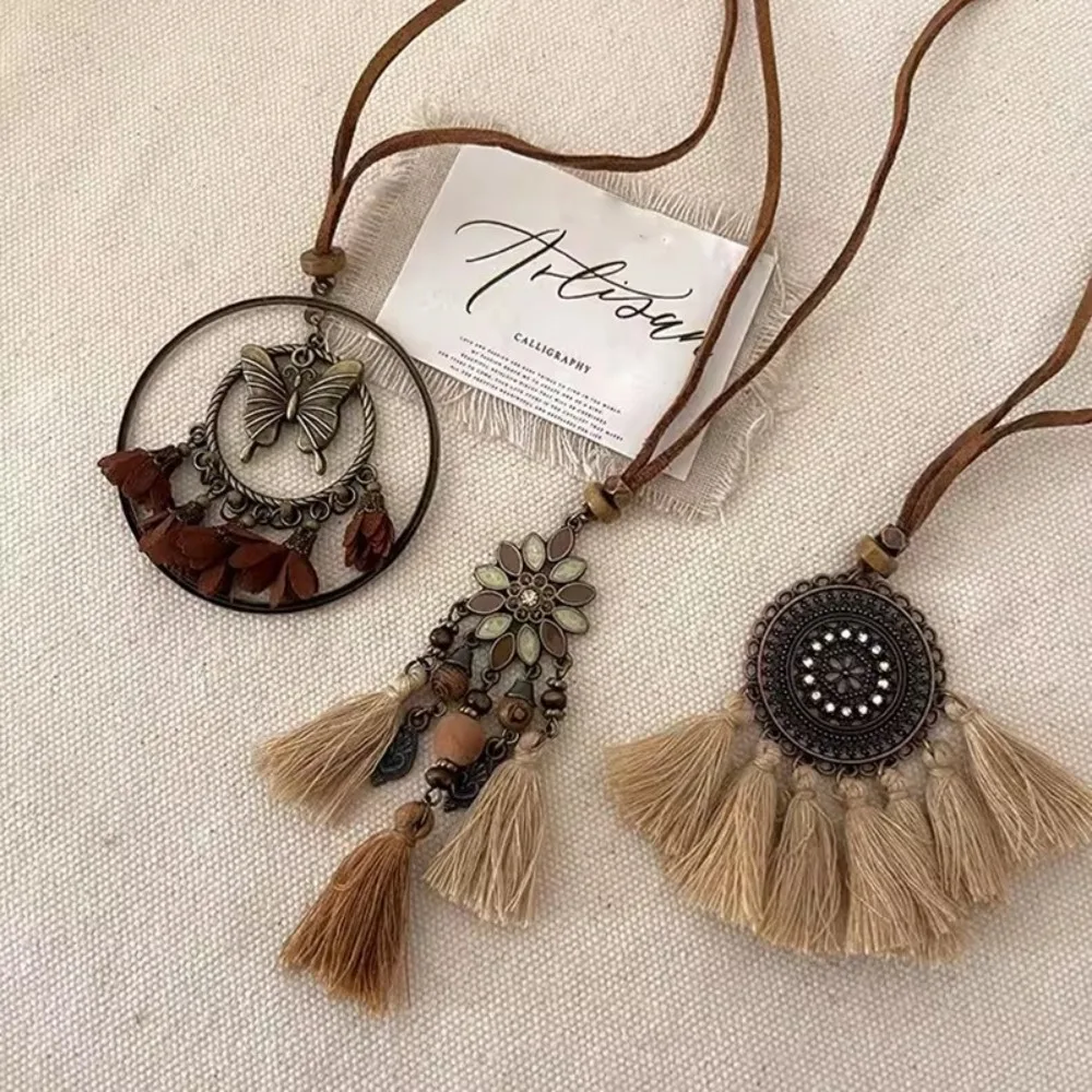 Fashion Ethnic Style Long Tassel Necklaces Originality Bohmian Style Sweater Chain for Women Elegant Necklace