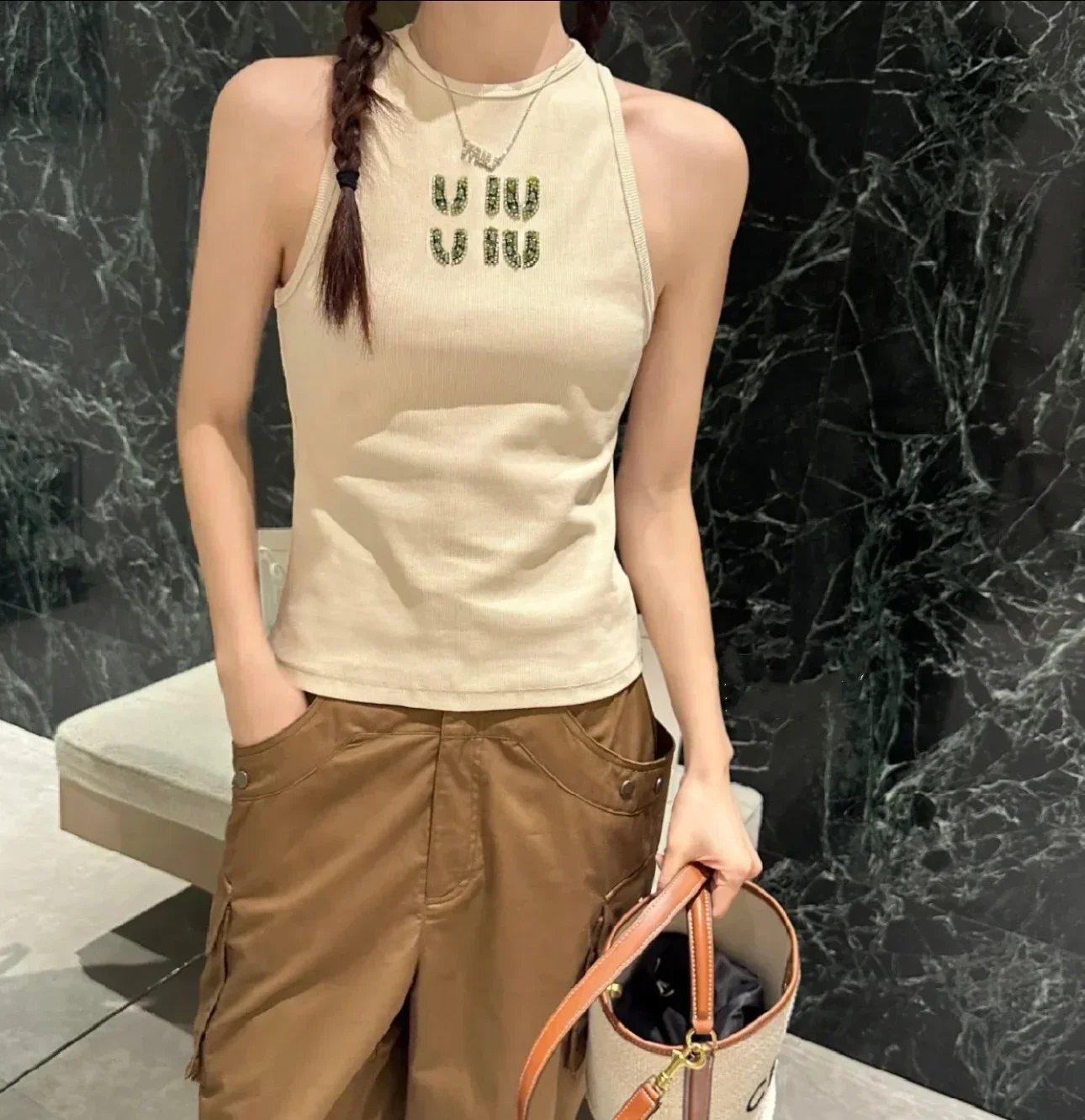 2024 High Quality Summer Fashion Versatile New Letter Genuine Hand-sewn Crystal Diamond Knitted Camisole Women\'s Sleeveless Top