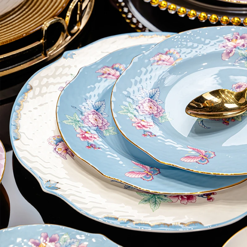 Luxury Christmas Dinnerware Set 5