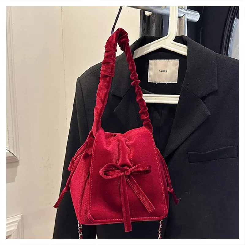 Autumn New Golden Velvet Bow Bag Western Style Versatile Handbag 2025 Advanced Feeling Fashion Large Capacity Crossbody Bag