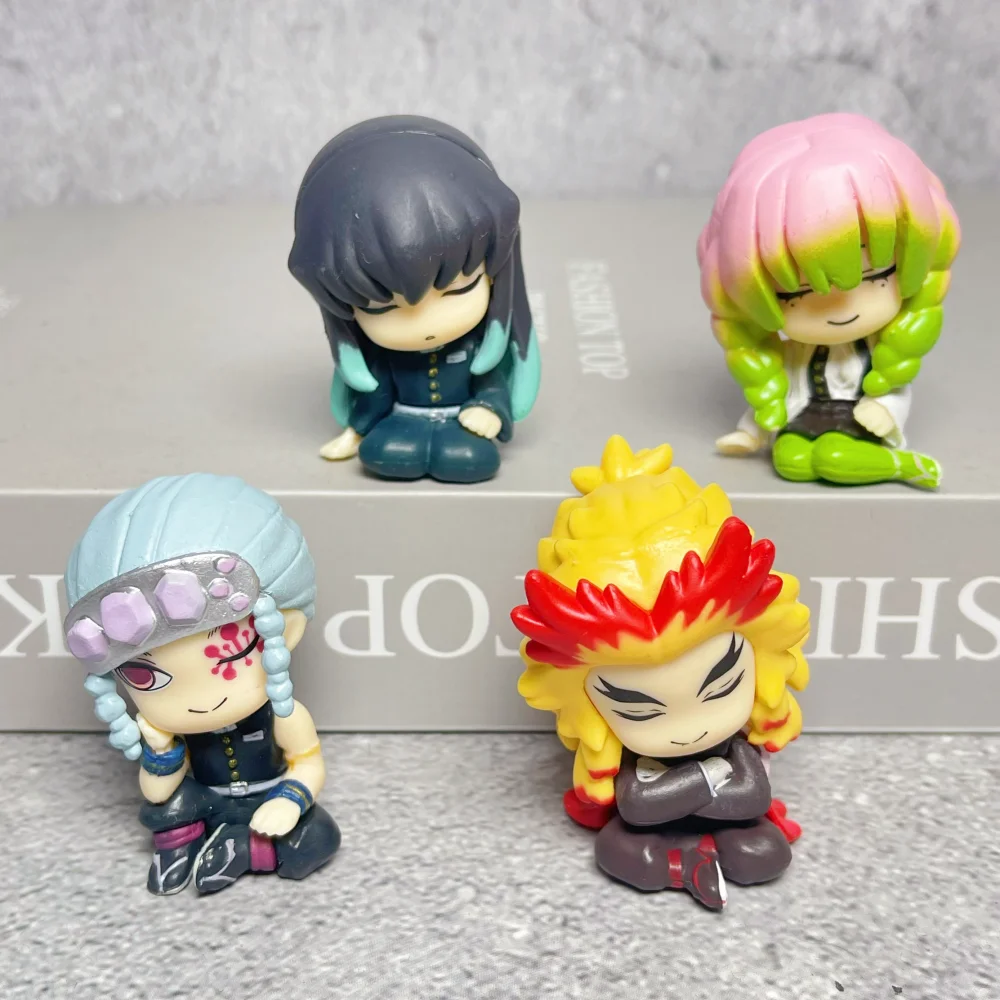 2 Zoll 4 Stück Niedliche Demon Slayer Figur Mitsuri Actionfigur Kimetsu No Yaiba Anime Schreibtisch-Accessoire Hausdekoration Spielzeug Geschenk
